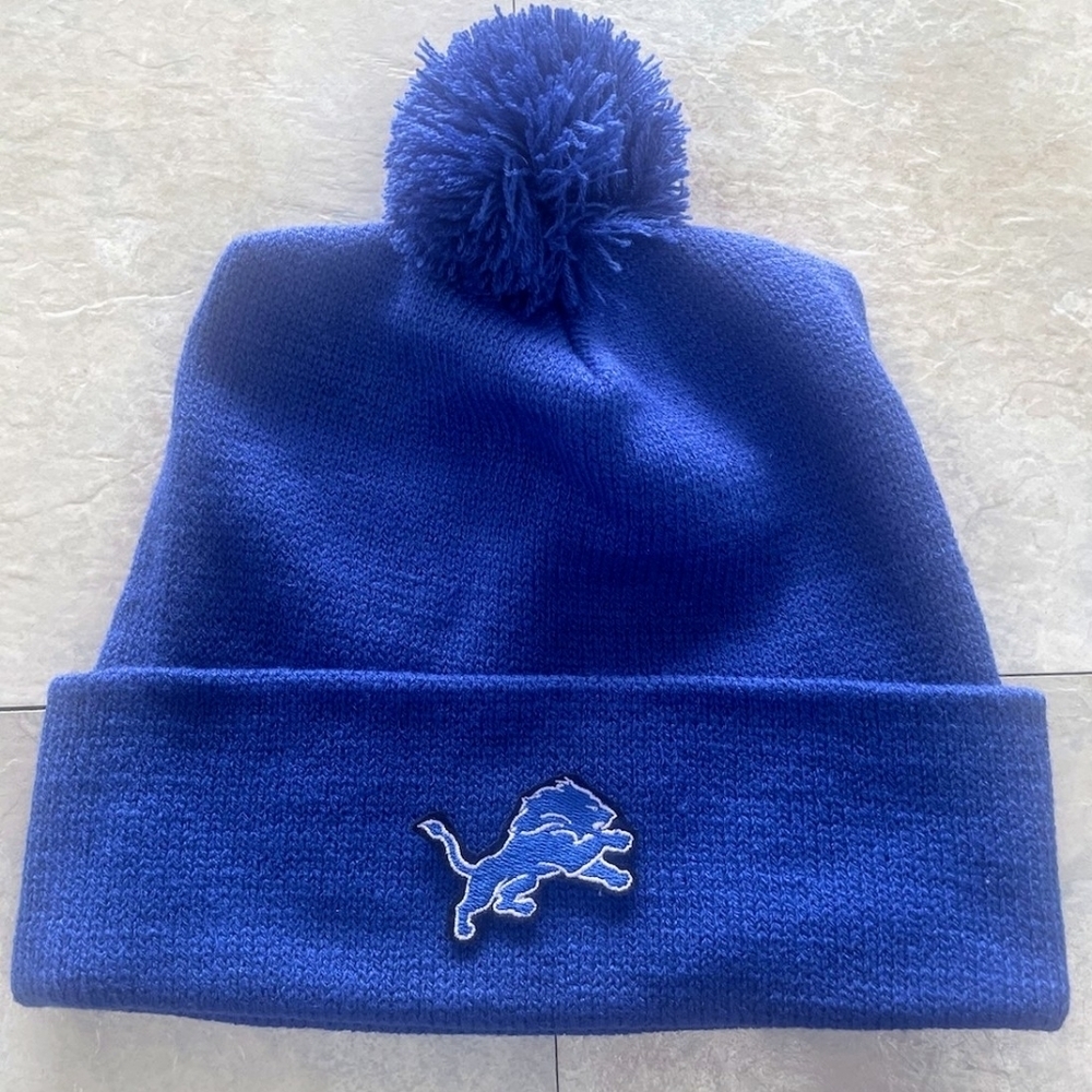 Detroit Lions pom beanie blue